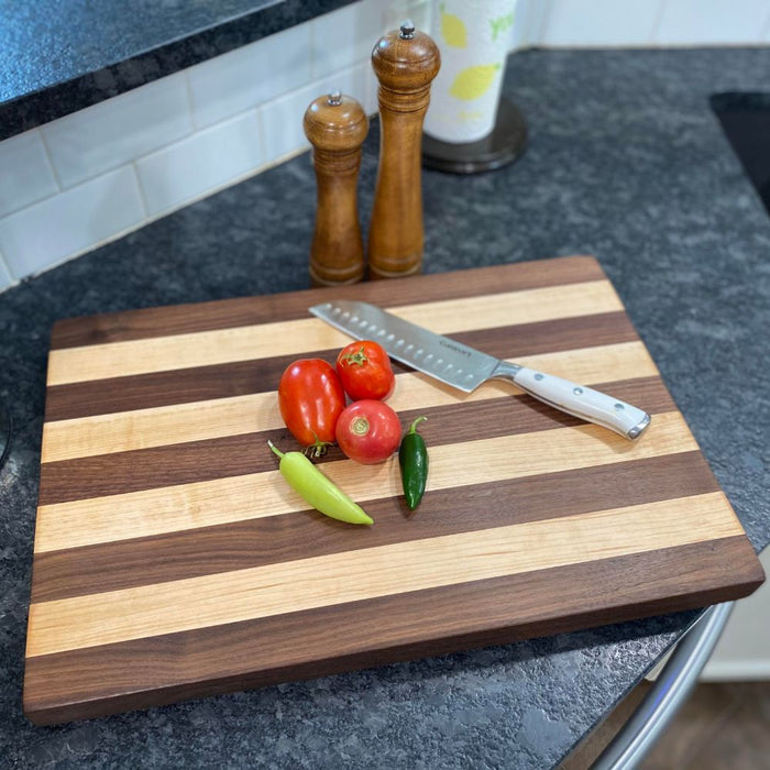 WALNUT AND HARD MAPLE BUTCHER BLOCK CUTTING BOARD